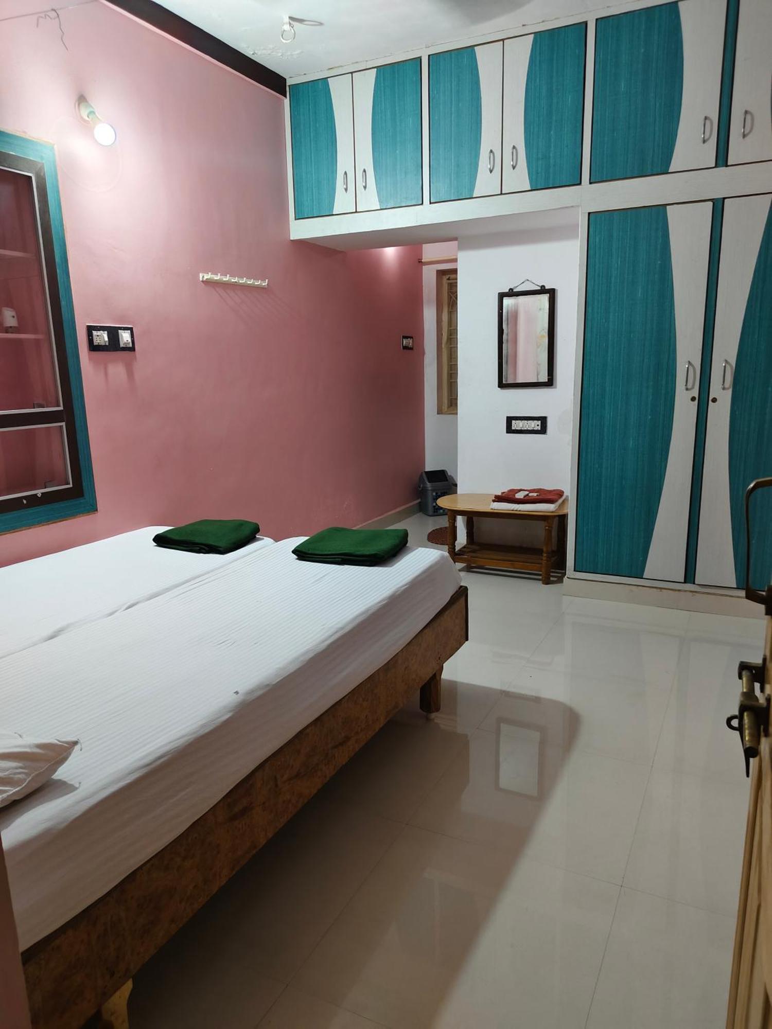 Magic Rock Villa Hospet Exterior foto