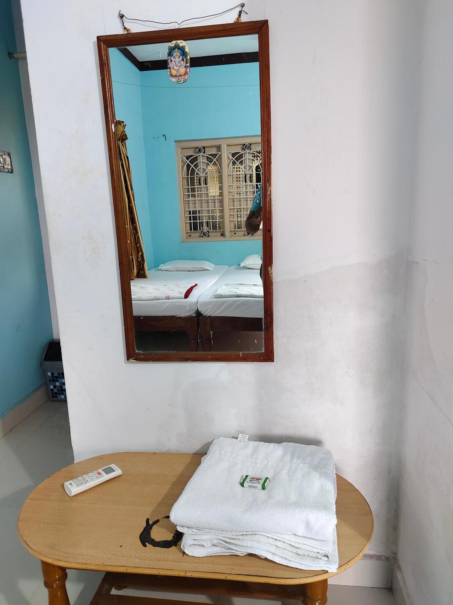Magic Rock Villa Hospet Exterior foto